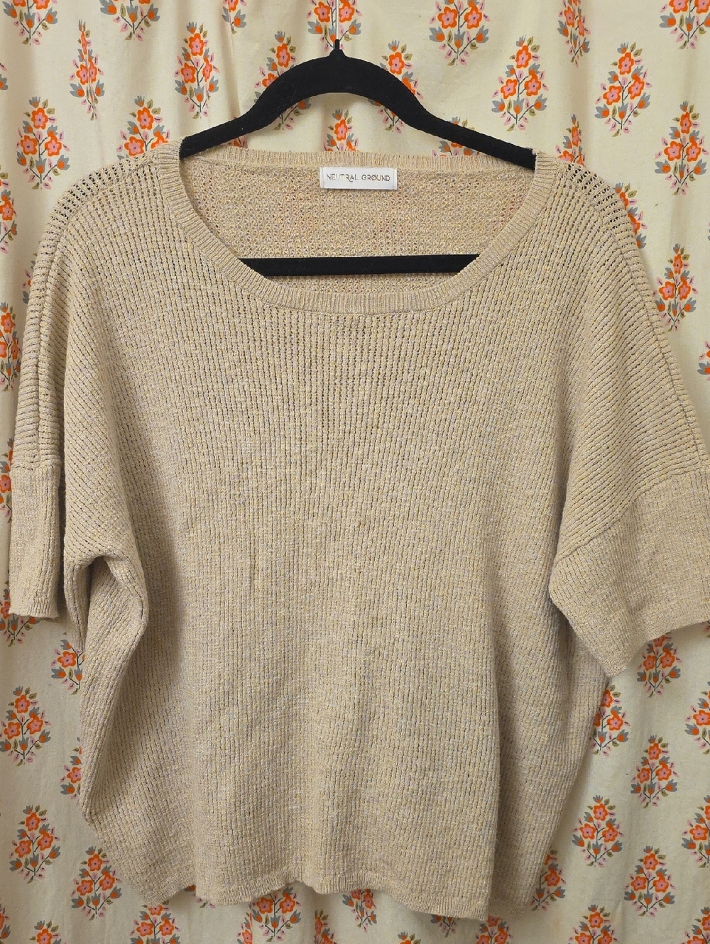 Beige Scoop-Neck Short Sleeve Sweater